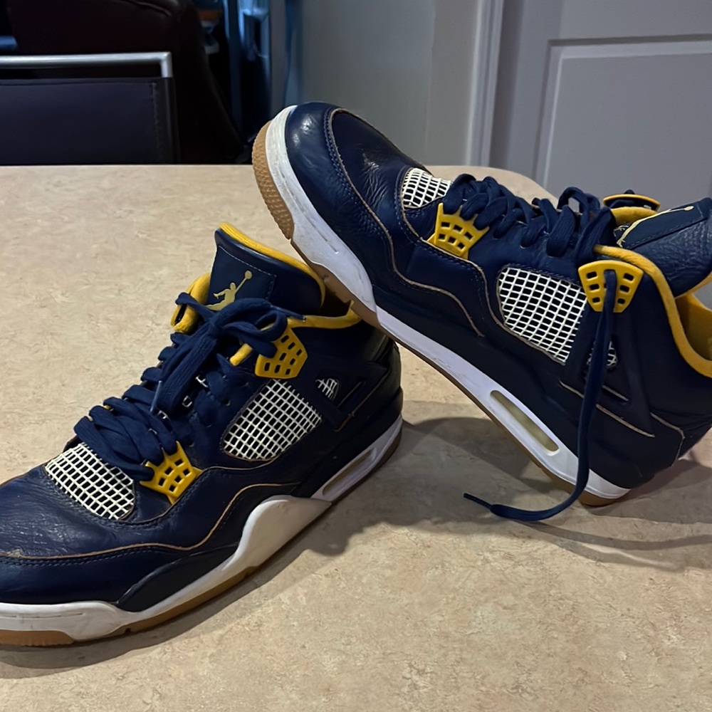Mens Jordan 4 retro “Dunk from above”